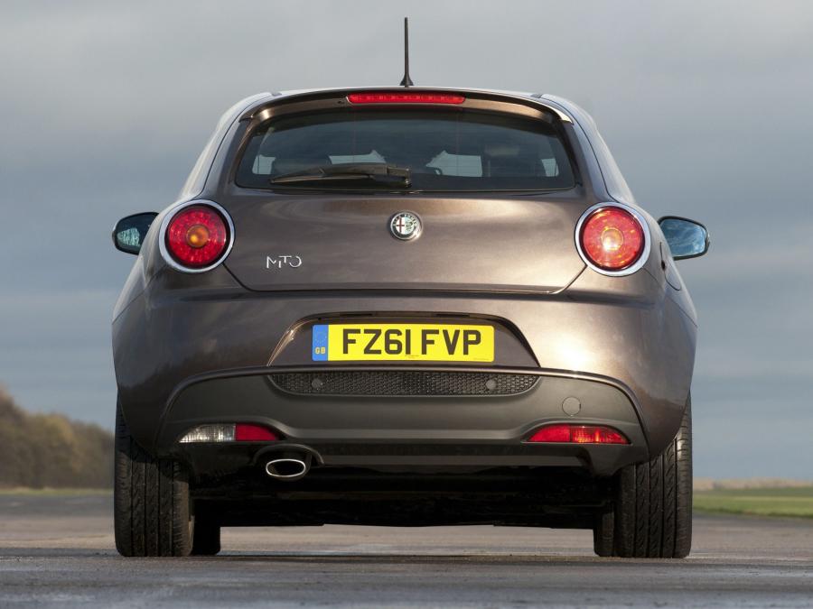  Alfa Romeo MiTo (955) 2009 года  (UK) (фото 46 из 47)